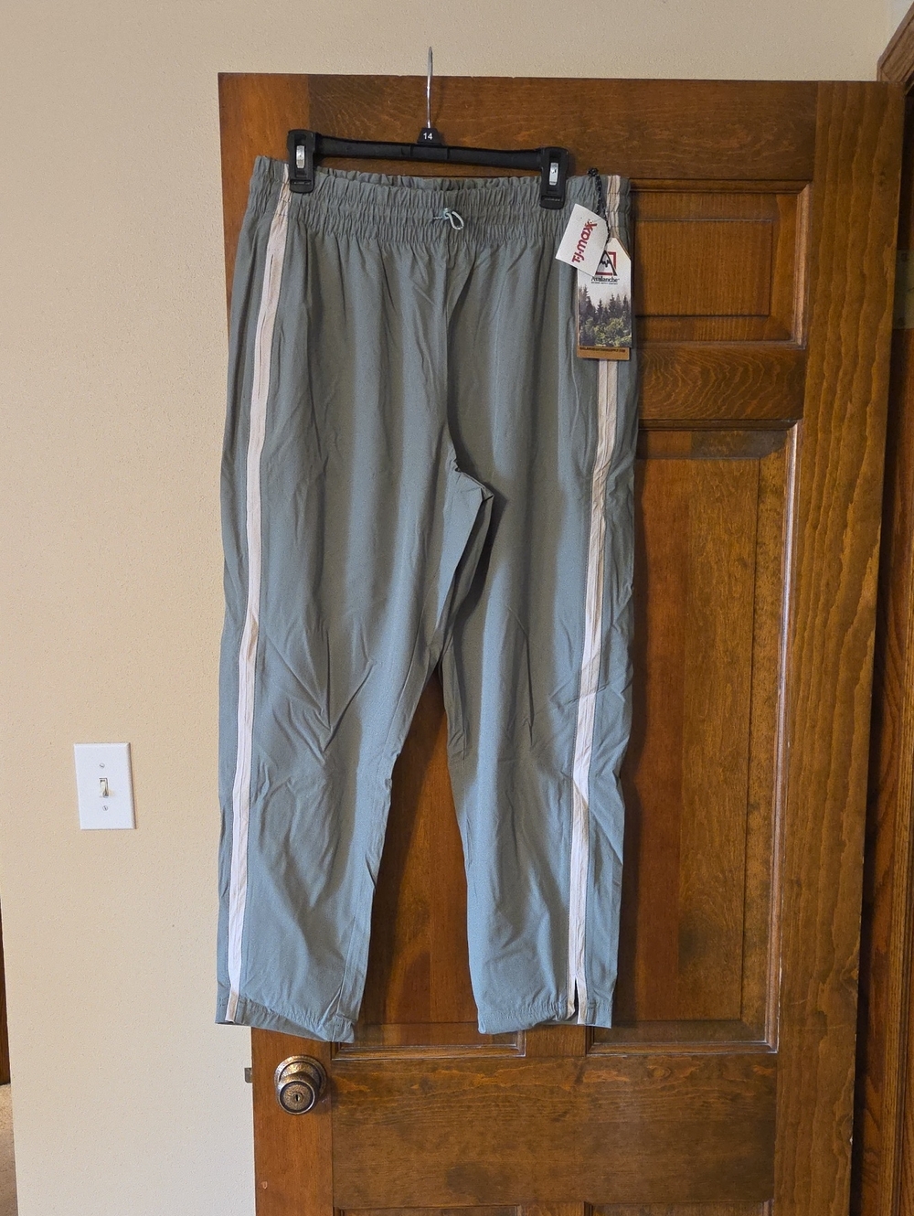 Avalanche Olive Green Outdoor Pants with Beige Trim